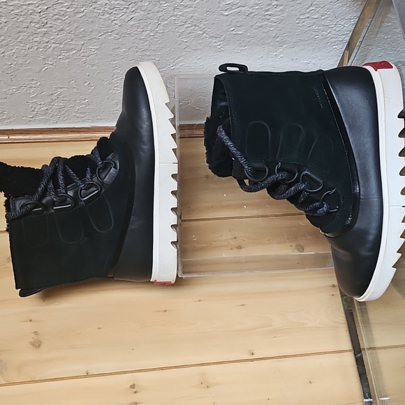 SOREL Joan of Arctic Next Lite Waterproof Wedge Snow Boot (Women) - Size 7 - Picture 3 of 12